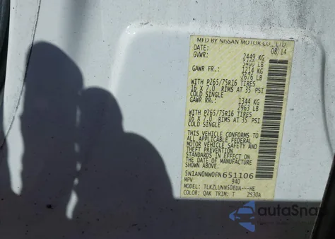 2015 Nissan Xterra Pro-4X z USA, uszkodzony, nr VIN 5N1AN0NW0FN651106